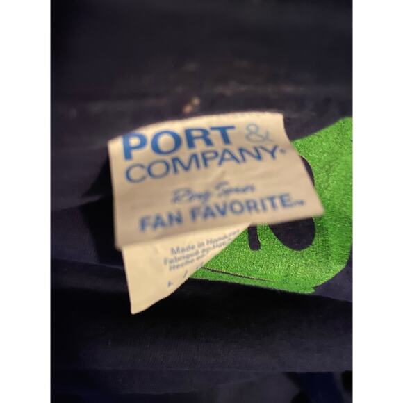 Disney Friends T Shirt Large Rainbow Pot of Gold Blue - Picture 6 of 12